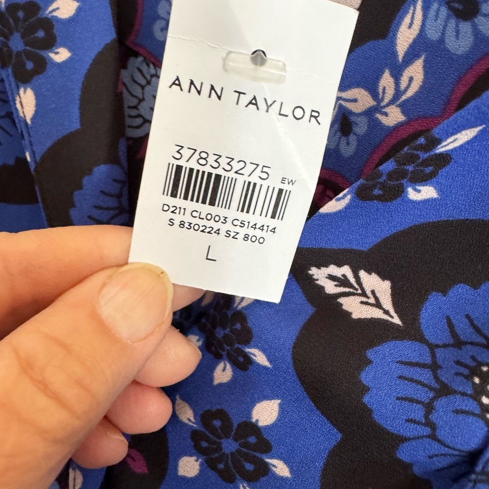 NWT Ann Taylor Blue and Purple Floral Blouse - Picture 3 of 5